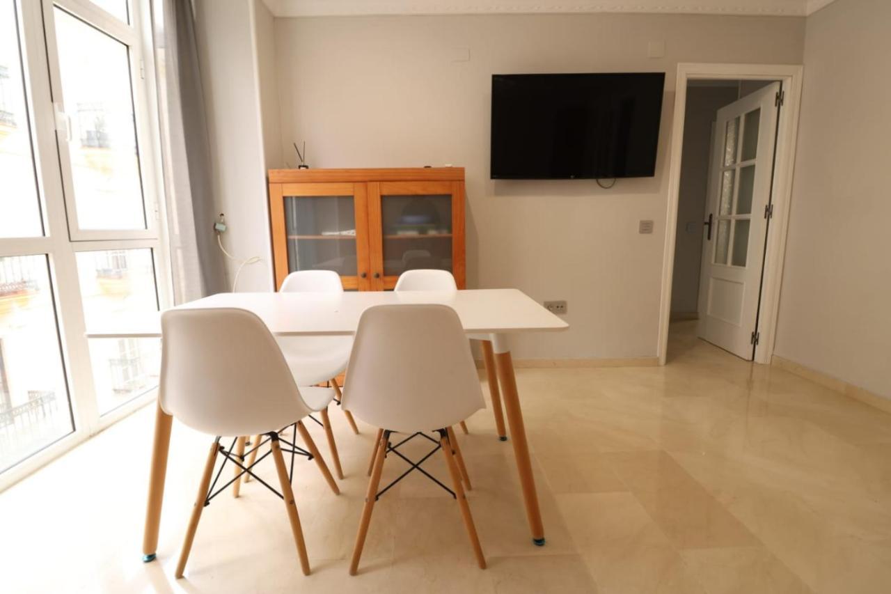 Appartamento Piso En Pleno Centro De Huelva. Esterno foto