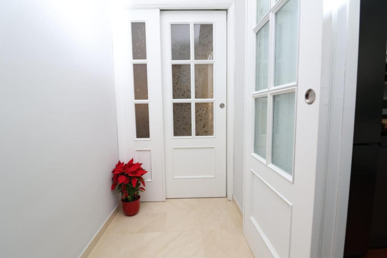 Appartamento Piso En Pleno Centro De Huelva. Esterno foto