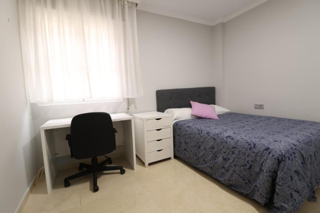 Appartamento Piso En Pleno Centro De Huelva. Esterno foto